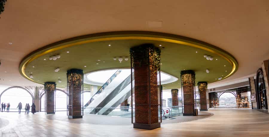 Isfanbul Vialand Mall